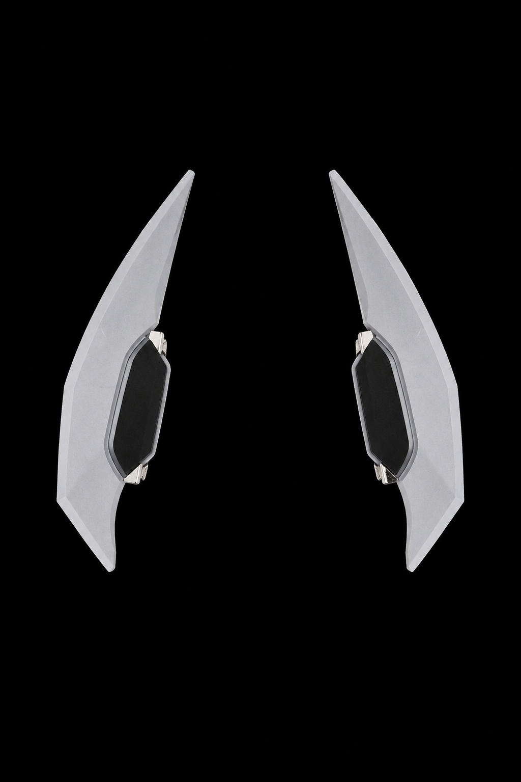 grey horns